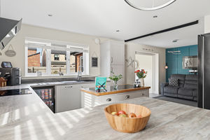 Photo 22- click for photo gallery